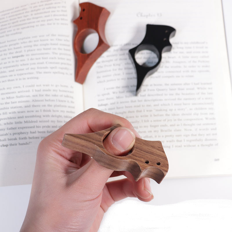 Pet Supplies Ringwood - 1 Wooden Pet Cat Reading Bookmark